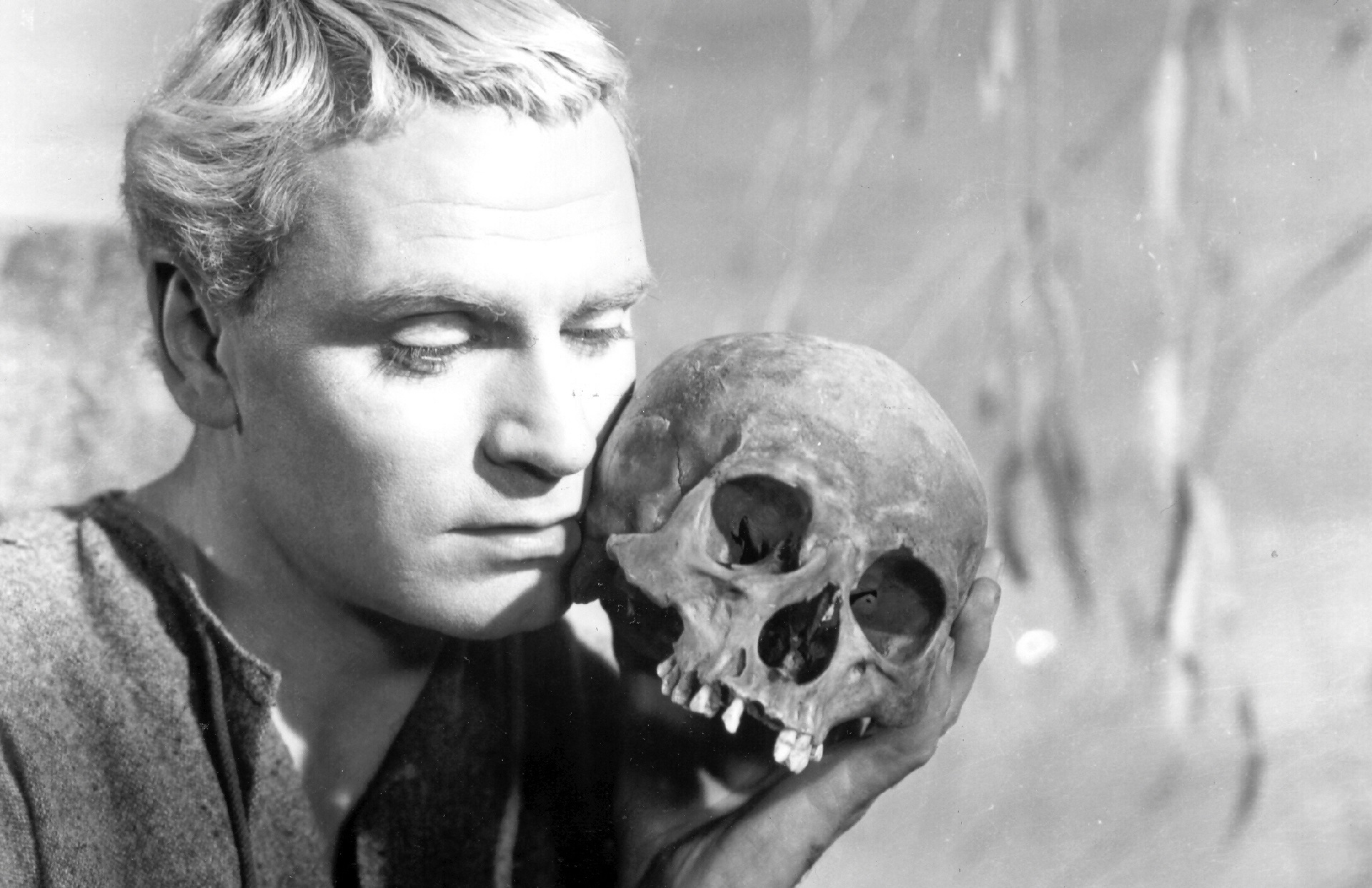 William Shakespeare. Hamlet, Prince of Denmark (To be or not to be)