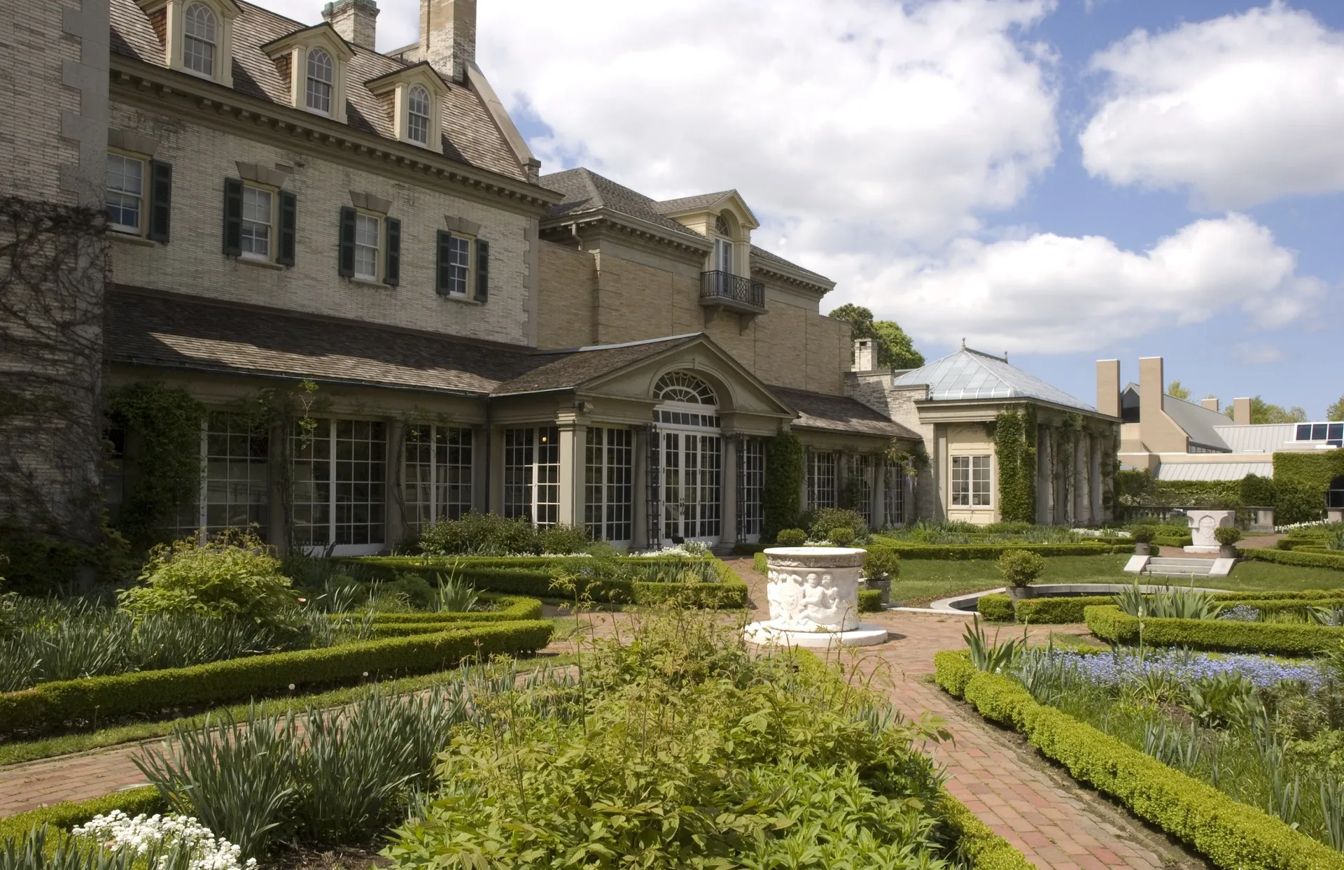 Colonnade, 2008.