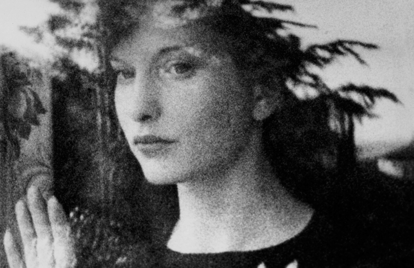 Still from Meshes of the Afternoon (1943) 