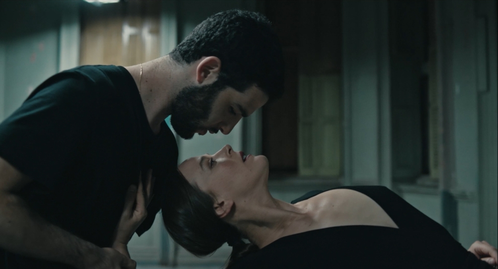 Still from Avivia
