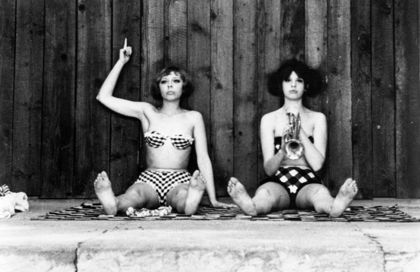 Still from Daisies (1966)
