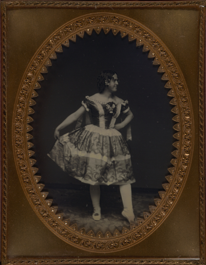 Unidentified maker, Woman in dance costume, ca. 1855. Daguerreotype. George Eastman Museum, gift of the 3M Foundation, ex-collection Louis Walton Sipley, 1977.