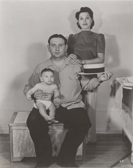 Julius Shulman (American, 1910–2009), Family Portrait - 1940, 1940. Gelatin silver print. George Eastman Museum, gift of Thomas J. Maloney, 1975.