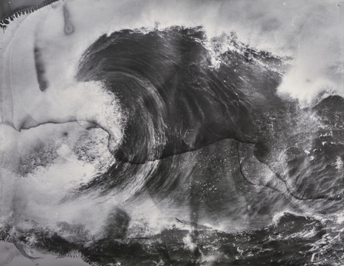 What appears to be a tidal wave 