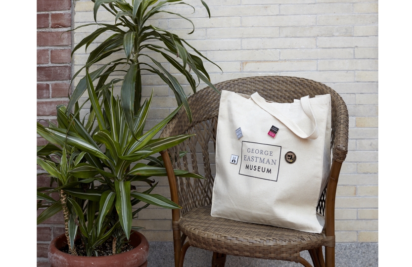 Tote bag with museum pins on it