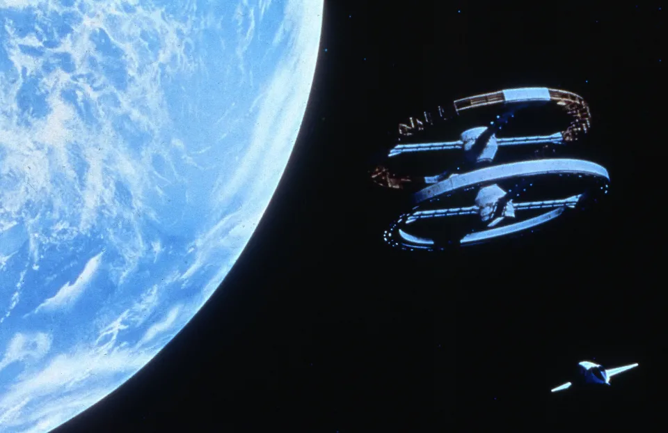 2001-1_0.jpg.webp?itok=_Kg2nczm&timestam