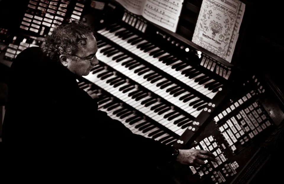 Steve Kelly Aeolian Pipe Organ George Eastman Museum