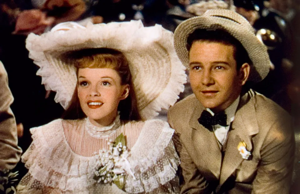 still from Meet Me In St Louis