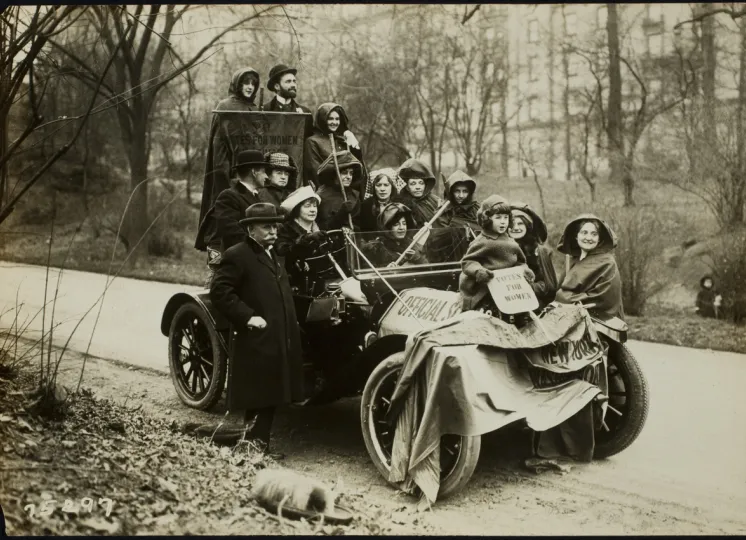 Women on Suffrage hike
