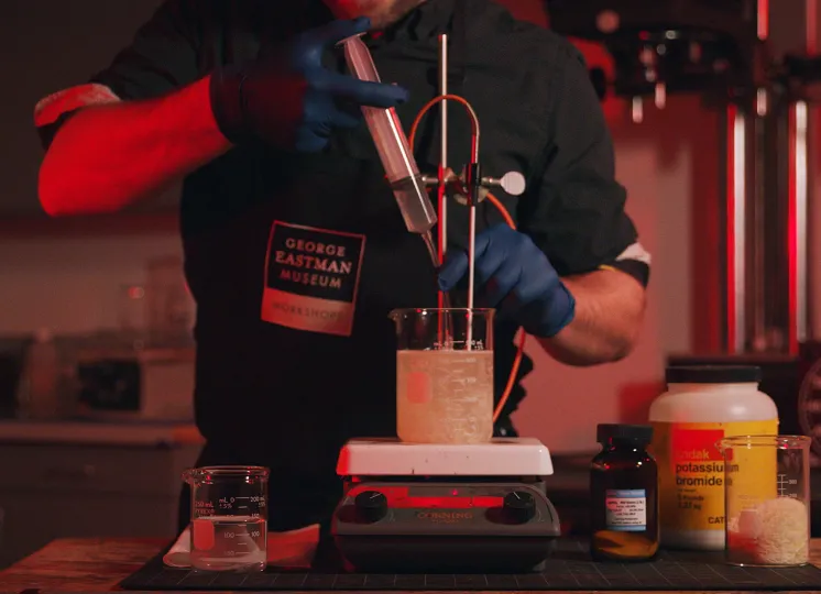 Adding silver nitrate to an emulsion