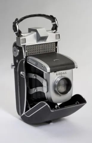 ★希少★ Kodak SIX-20 蛇腹カメラ レザーケース付 #742 希少】蛇腹カメラ KODAK VIGILANT SIX-20 コダック - メルカリ