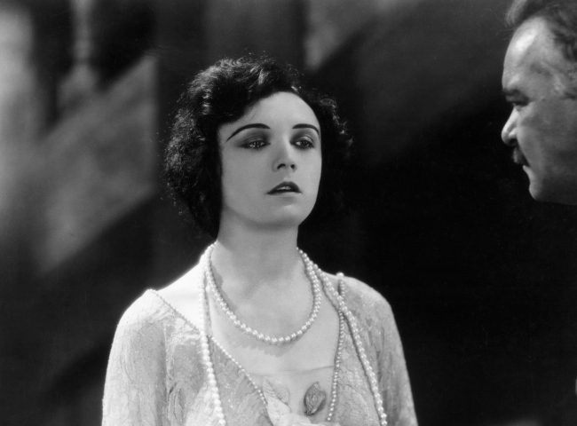 Still from Hotel Imperial (1927)