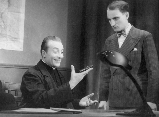 Still from The Crime of Monsieur Lange