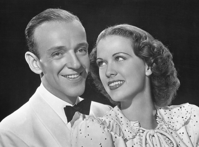 still from Broadway Melody of 1940
