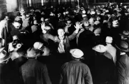 Still from The Crowd (1928)